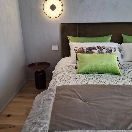 Decanter House - Wine Alto Piemonte ファームステイ ボルゴマネーロ