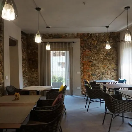 ファームステイ Decanter House - Wine Alto Piemonte ボルゴマネーロ