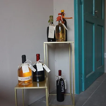 Decanter House - Wine Alto Piemonte * Borgomanero