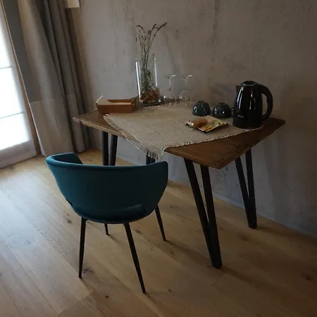 Decanter House 팜스테이 *