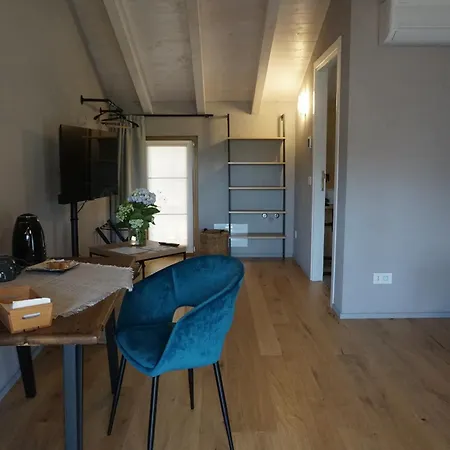 Decanter House - Wine Alto Piemonte