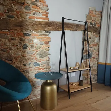 Decanter House - Wine Alto Piemonte ファームステイ ボルゴマネーロ