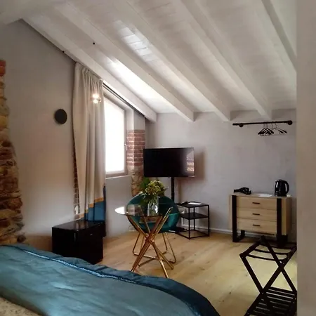 ファームステイ Decanter House - Wine Alto Piemonte ボルゴマネーロ