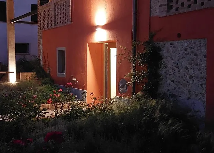 Decanter House - Wine Alto Piemonte * Borgomanero